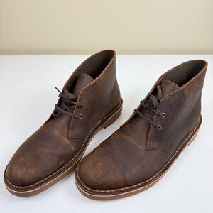Like New Clarks Bushacre Chukka Boots in Beewax Leather